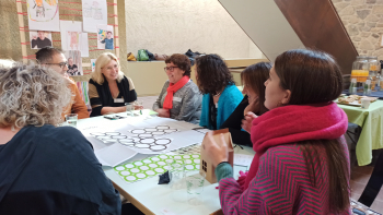 L'antic espai del Museu del Joguets de Verdú gestionat per l'Associació Alba acull una seixantena de persones del territori per replantejar-ne el seu ús a través del Mutare al Territori