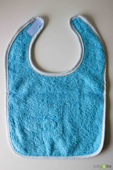 BABERO INFANTIL AZUL - 2